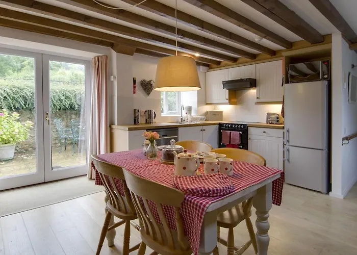 Whitcombe Cottage